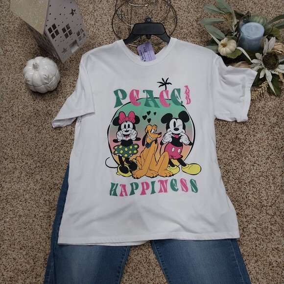 Disney Tops - 3717 Size Large Mickey Mouse Embroidered Tee Shirt.